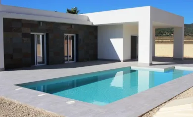 VILLA BETWEEN SEA AND MOUNTAIN