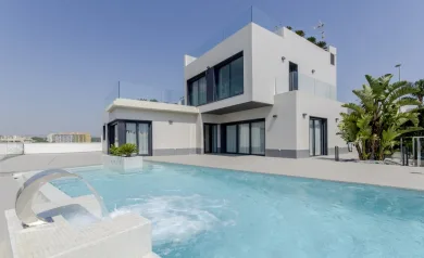 NEW CONSTRUCTION VILLAS 250 m FROM THE BEACH IN CAMPOAMOR