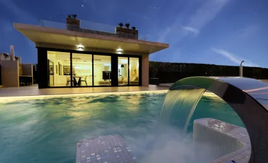 NEW CONSTRUCTION VILLAS 250 m FROM THE BEACH IN CAMPOAMOR