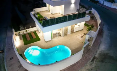 BEAUTIFUL BIG VILLA WITH VIEWS TO THE GOLF COURSE "LA MARQUESA"!