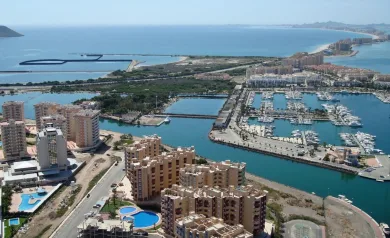 BEAUTIFUL SEAVIEW APARTMENTS IN LA MANGA