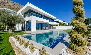 NEW BUILD LUXURY VILLA IN FINESTRAT WITH THE SEA VIEWS