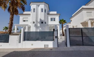 NYBYGDE BOLIGER I SAN FULGENCIO