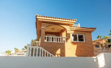 NEW BUILD VILLA IN ROJALES