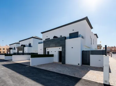 3 BEDROOM BUNGALOWS IN EXCLUSIVE RESIDENTIAL IN GRAN ALACANT!