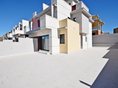 Moderne tomannsboliger med havutsikt i Puerto de Mazarron