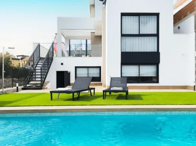 Nye villaer med privat basseng i La Finca Golf Algorfa