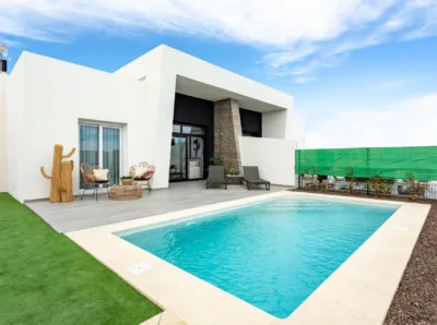 Nye tomannsboliger med privat basseng på La Finca Golf Resort Algorfa
