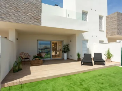 Nye bungalower i La Finca Golf, Algorfa - Luksus og natur på Costa Blanca