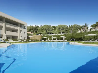 Nybyggede leiligheter med havutsikt i Bahía de las Rocas, Manilva, Costa del Sol