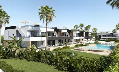 Bungalow på bakkeplan med privat hage i Lo Marabú, Ciudad Quesada