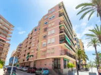 Sjekk beliggenheten! Leilighet med 3 soverom kun 25 meter fra Playa del Cura, Torrevieja